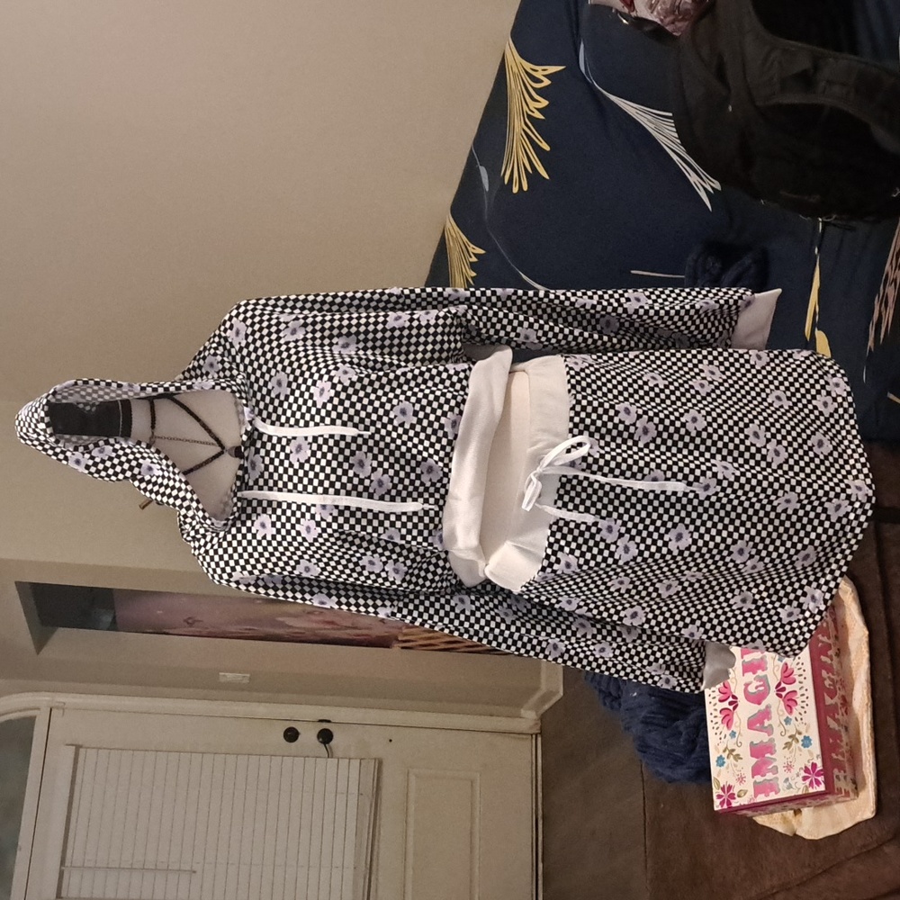 2PC SKIRT AND CROPPED HOODIE